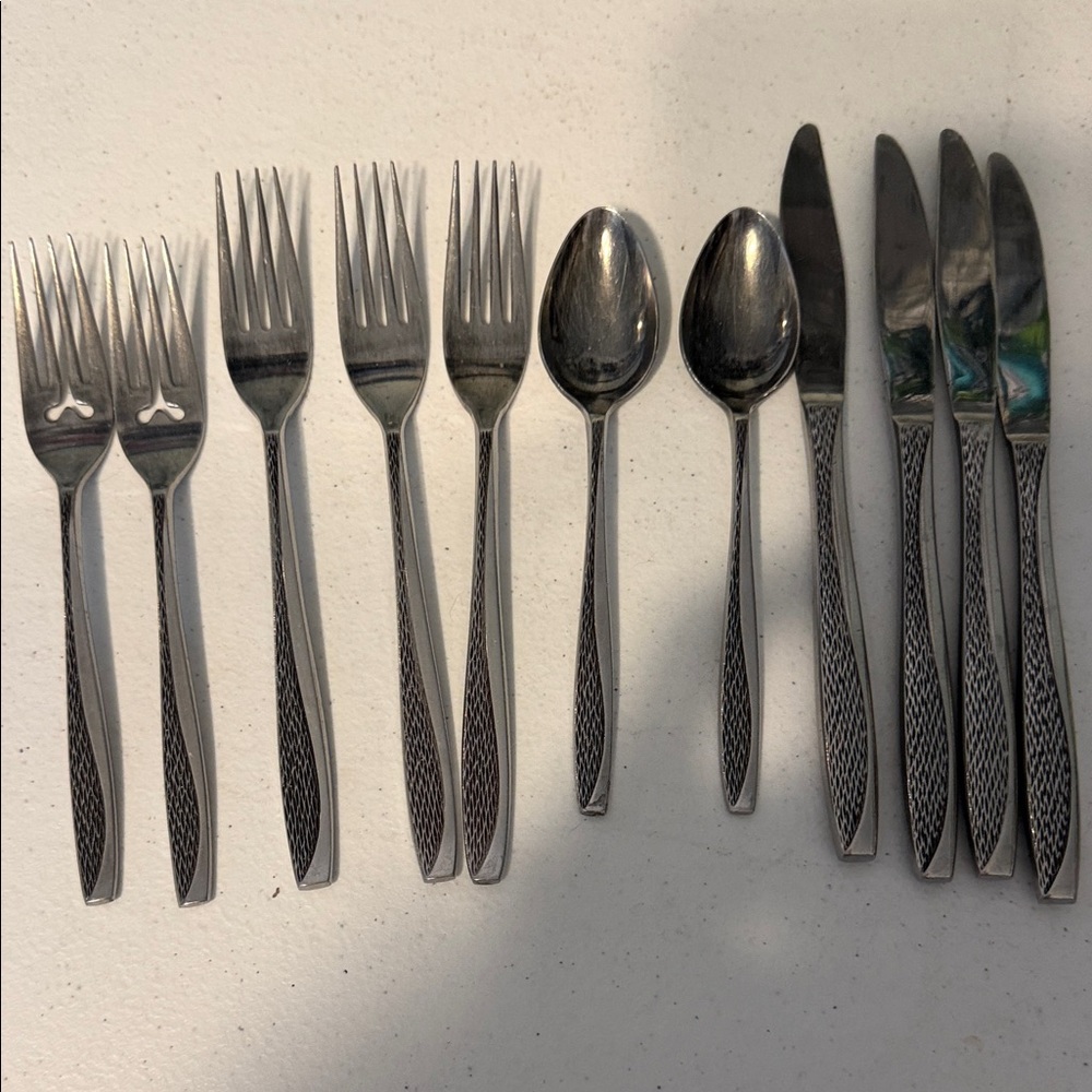 12-Piece Stainless Steel Flatware Set in Silver with Textured Handles